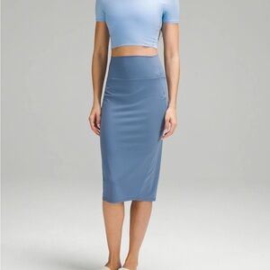Lululemon Athletica Nulu Slim-Fit High-Rise Midi Skirt Oasis Blue NWT
